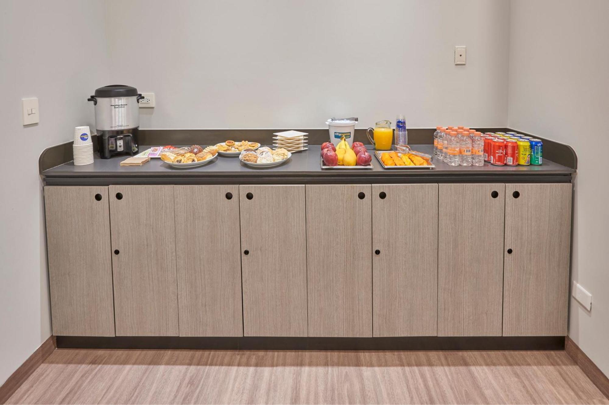 City Express Junior By Marriott San Luis Potosi Zona Industrial Ngoại thất bức ảnh