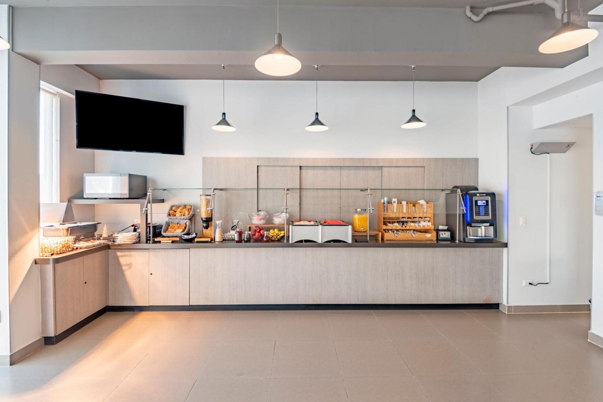 City Express Junior By Marriott San Luis Potosi Zona Industrial Ngoại thất bức ảnh