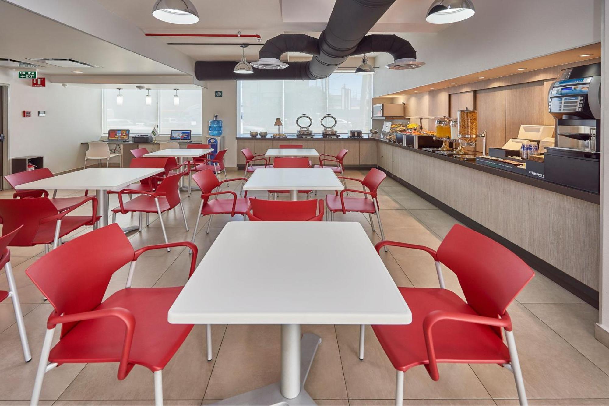 City Express Junior By Marriott San Luis Potosi Zona Industrial Ngoại thất bức ảnh