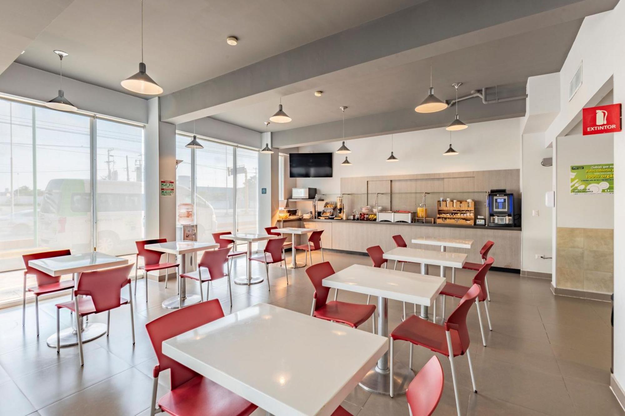 City Express Junior By Marriott San Luis Potosi Zona Industrial Ngoại thất bức ảnh