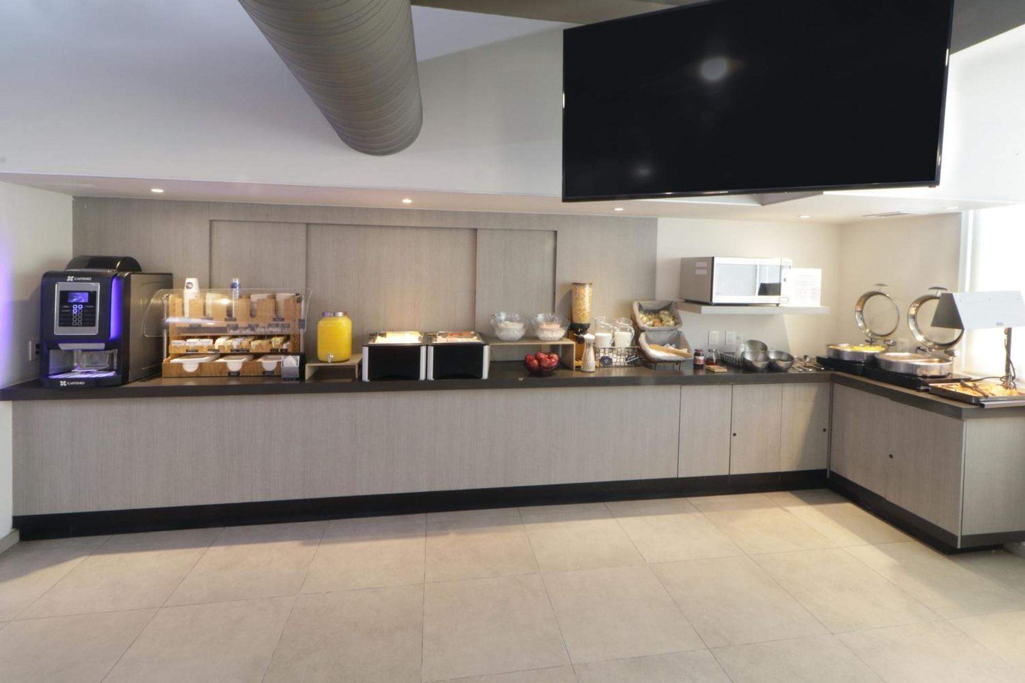 City Express Junior By Marriott San Luis Potosi Zona Industrial Ngoại thất bức ảnh